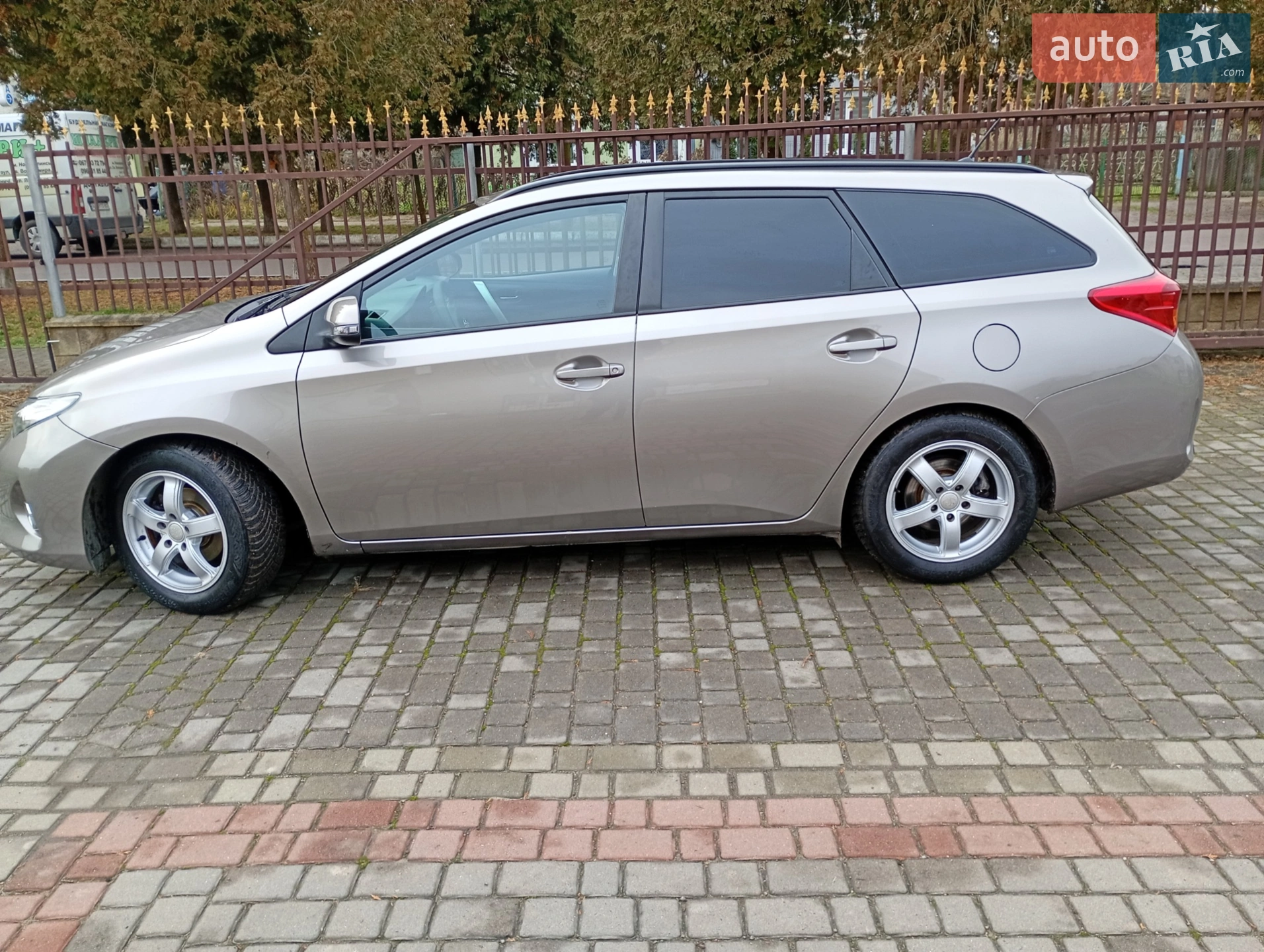 2013 Toyota Auris - мініатюра 4