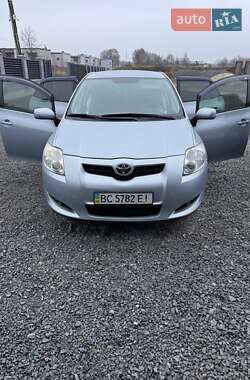 Хэтчбек Toyota Auris 2008 в Львове
