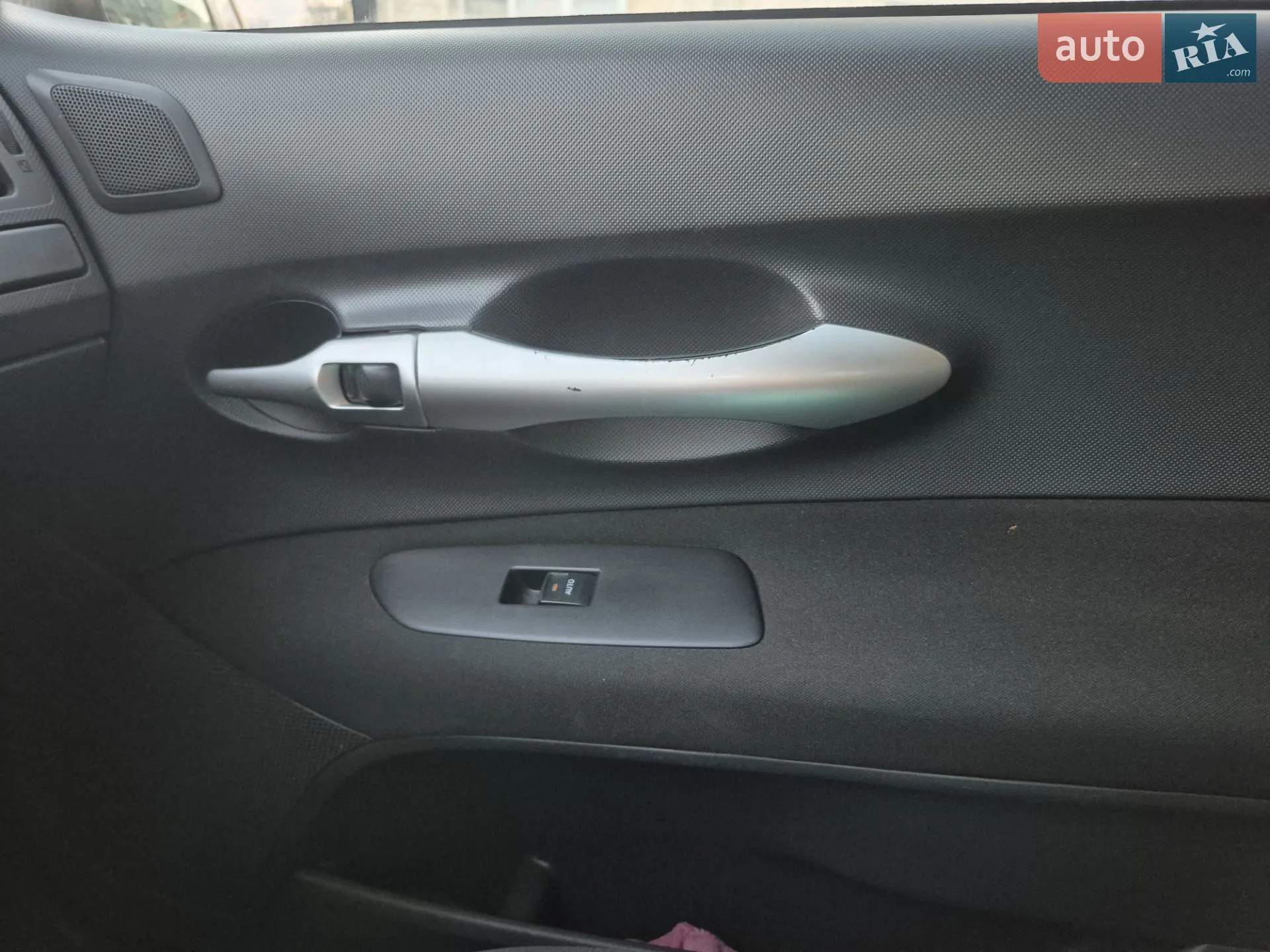 2012 Toyota Auris - мініатюра 8