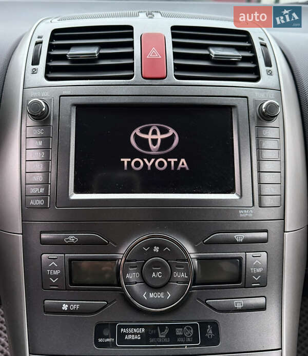 Хэтчбек Toyota Auris 2007 в Одессе