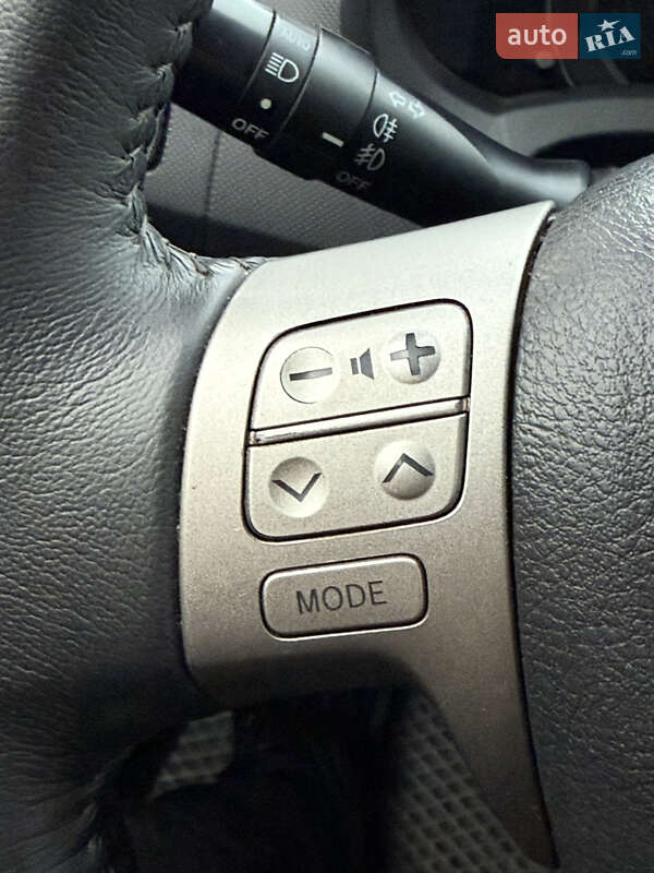 Хэтчбек Toyota Auris 2007 в Одессе