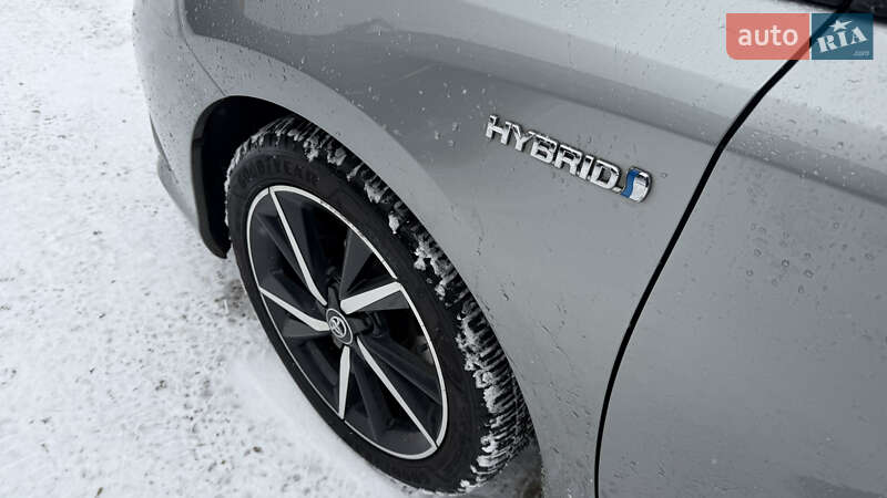 Хэтчбек Toyota Auris 2018 в Калуше фото 7 Хэтчбек Toyota Auris 2018 в Калуше