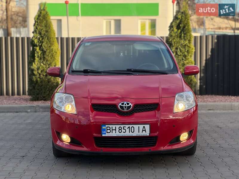 Хэтчбек Toyota Auris 2007 в Одессе