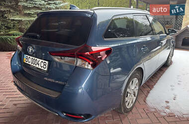 Универсал Toyota Auris 2016 в Львове