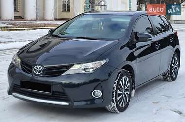 Хетчбек Toyota Auris 2013 в Жовтих Водах