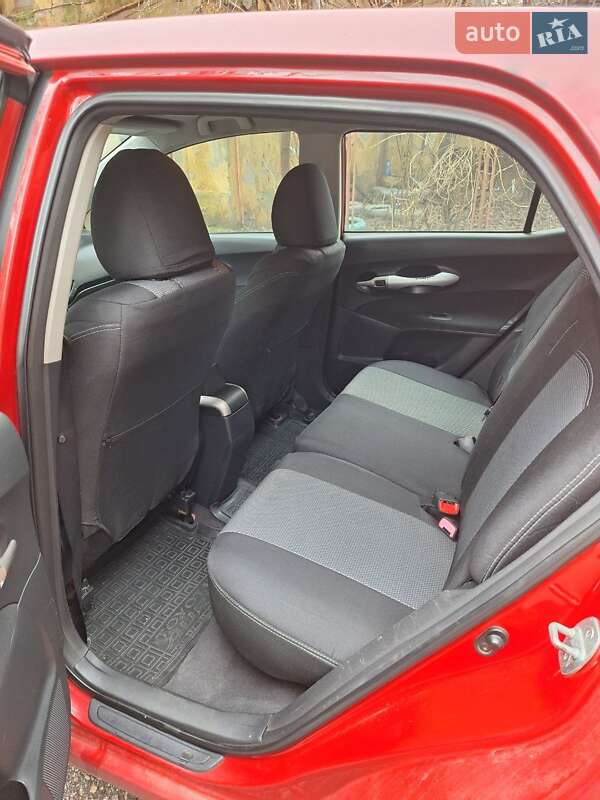 Хэтчбек Toyota Auris 2007 в Одессе