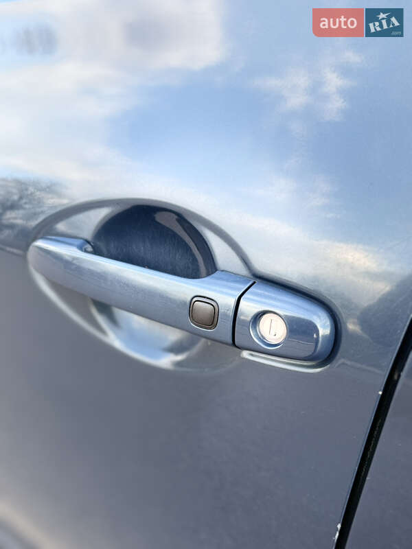 Хэтчбек Toyota Auris 2008 в Запорожье