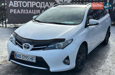 Универсал Toyota Auris 2014 в Виннице