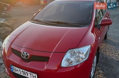 Хэтчбек Toyota Auris 2007 в Киеве