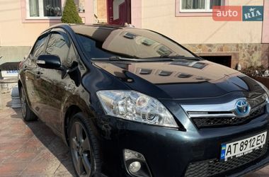 Хетчбек Toyota Auris 2012 в Івано-Франківську
