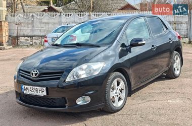 Хетчбек Toyota Auris 2010 в Житомирі