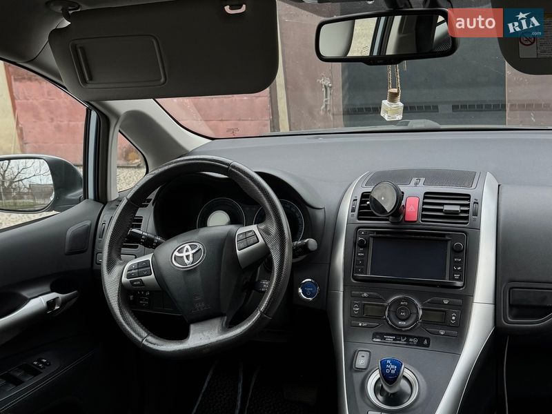 Хэтчбек Toyota Auris 2012 в Городке фото 9 Хэтчбек Toyota Auris 2012 в Городке