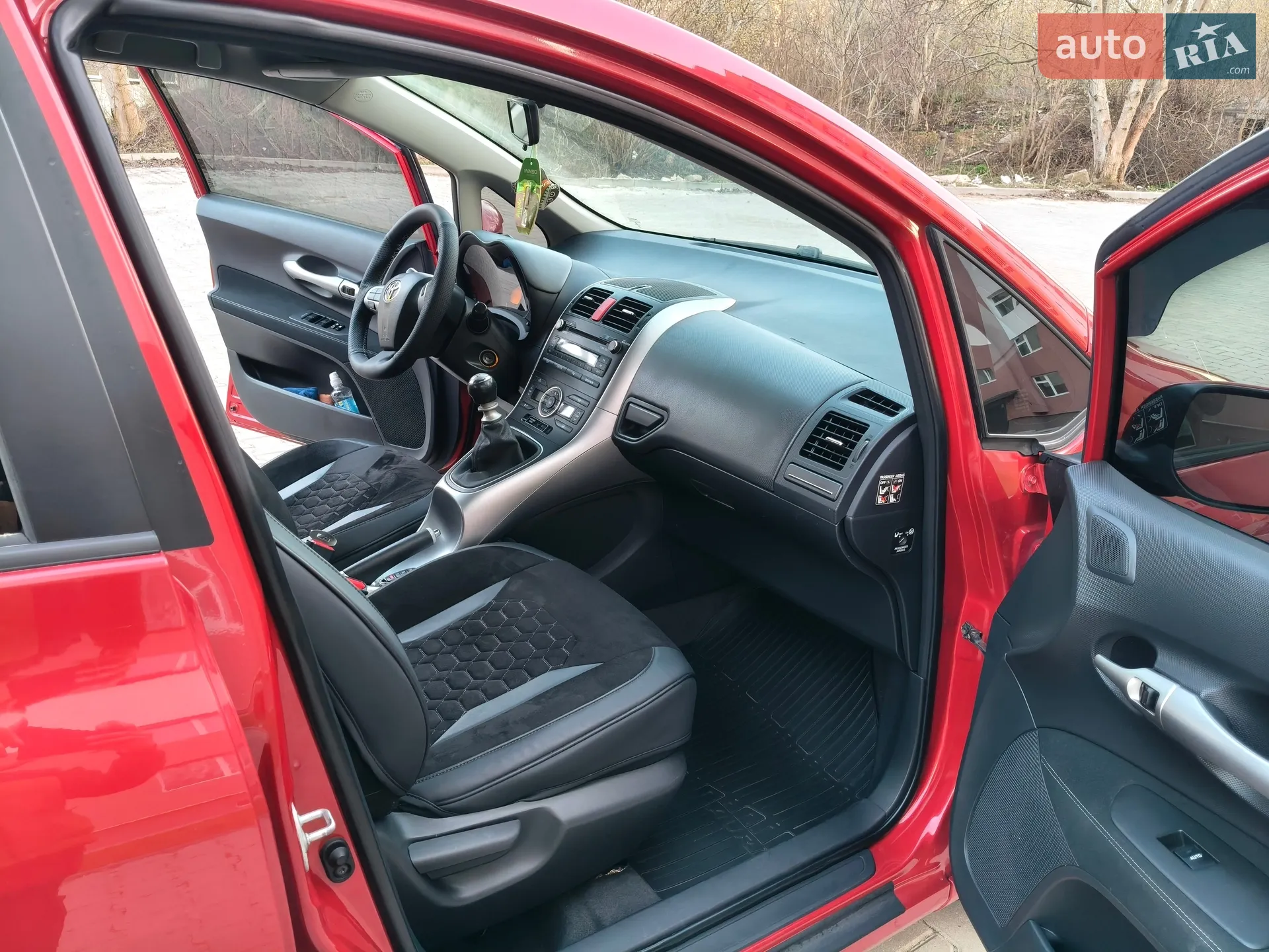 2010 Toyota Auris - мініатюра 25