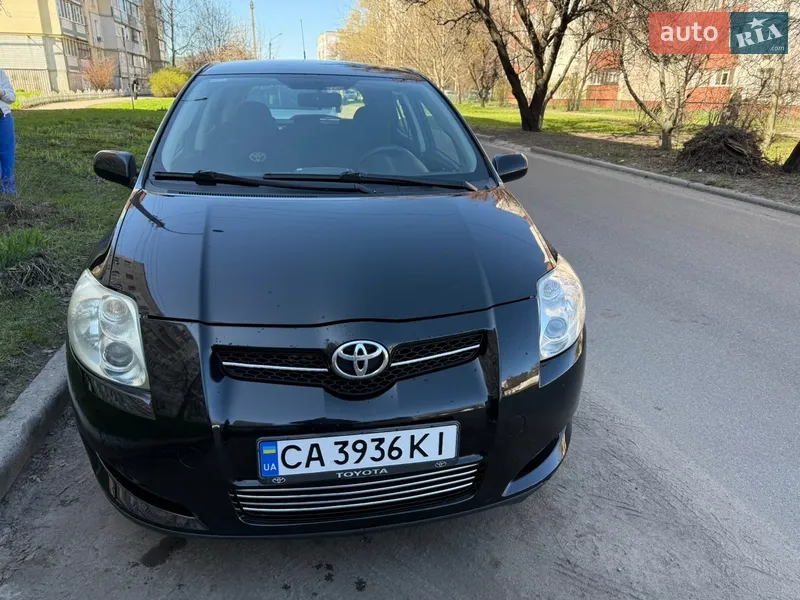 Toyota Auris