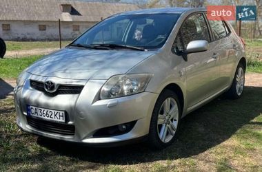 Хетчбек Toyota Auris 2007 в Умані
