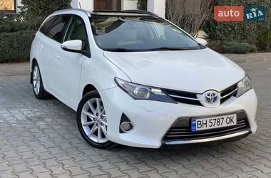Універсал Toyota Auris 2015 в Одесі