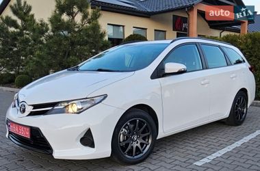Універсал Toyota Auris 2013 в Вінниці