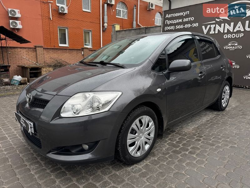 Хэтчбек Toyota Auris 2008 в Виннице