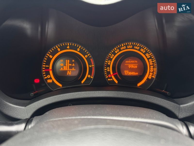 Хэтчбек Toyota Auris 2008 в Виннице