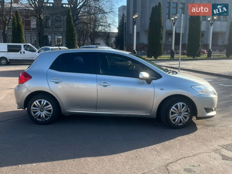 Хетчбек Toyota Auris 2008 в Хмельницькому фото 3 Хетчбек Toyota Auris 2008 в Хмельницькому