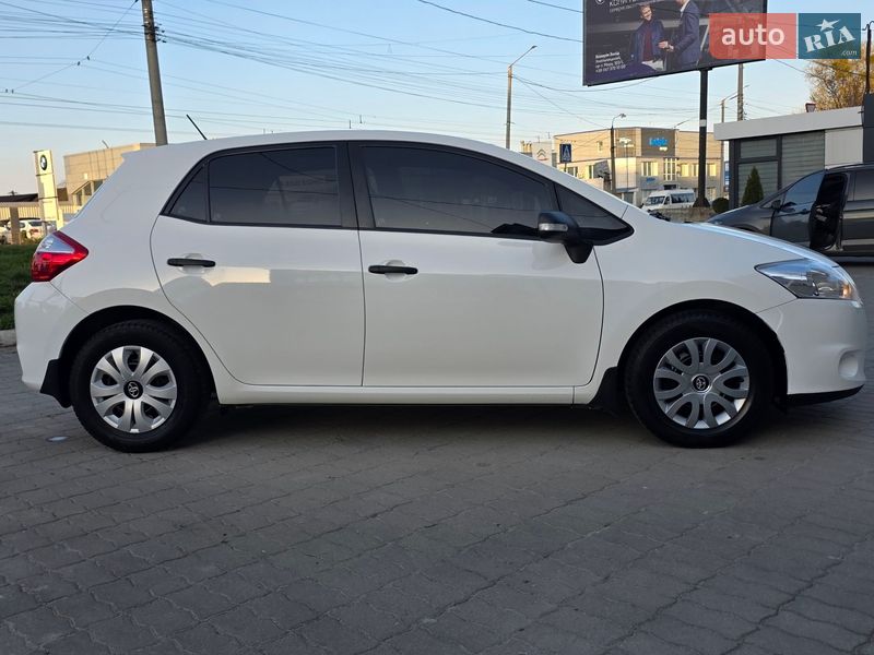 Хэтчбек Toyota Auris 2013 в Хмельницком фото 11 Хэтчбек Toyota Auris 2013 в Хмельницком