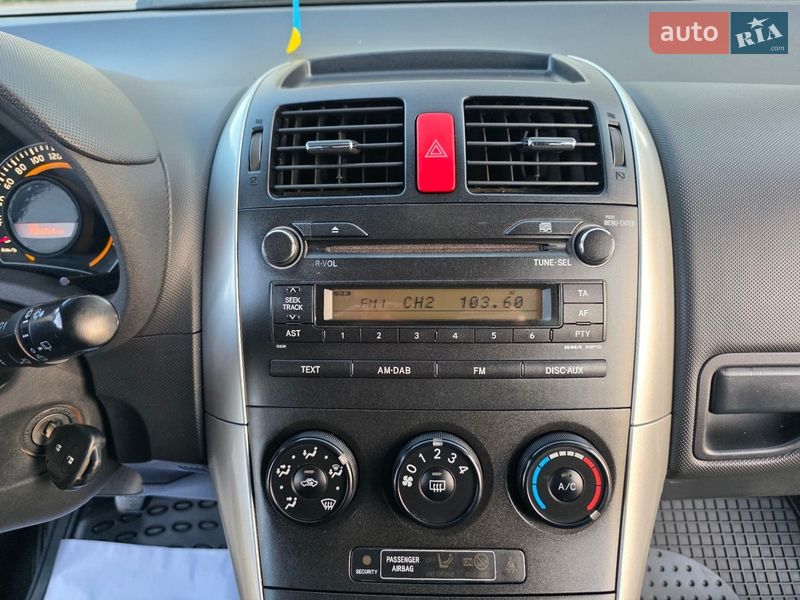 Хэтчбек Toyota Auris 2013 в Хмельницком фото 30 Хэтчбек Toyota Auris 2013 в Хмельницком