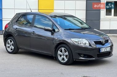 Хэтчбек Toyota Auris 2007 в Кропивницком