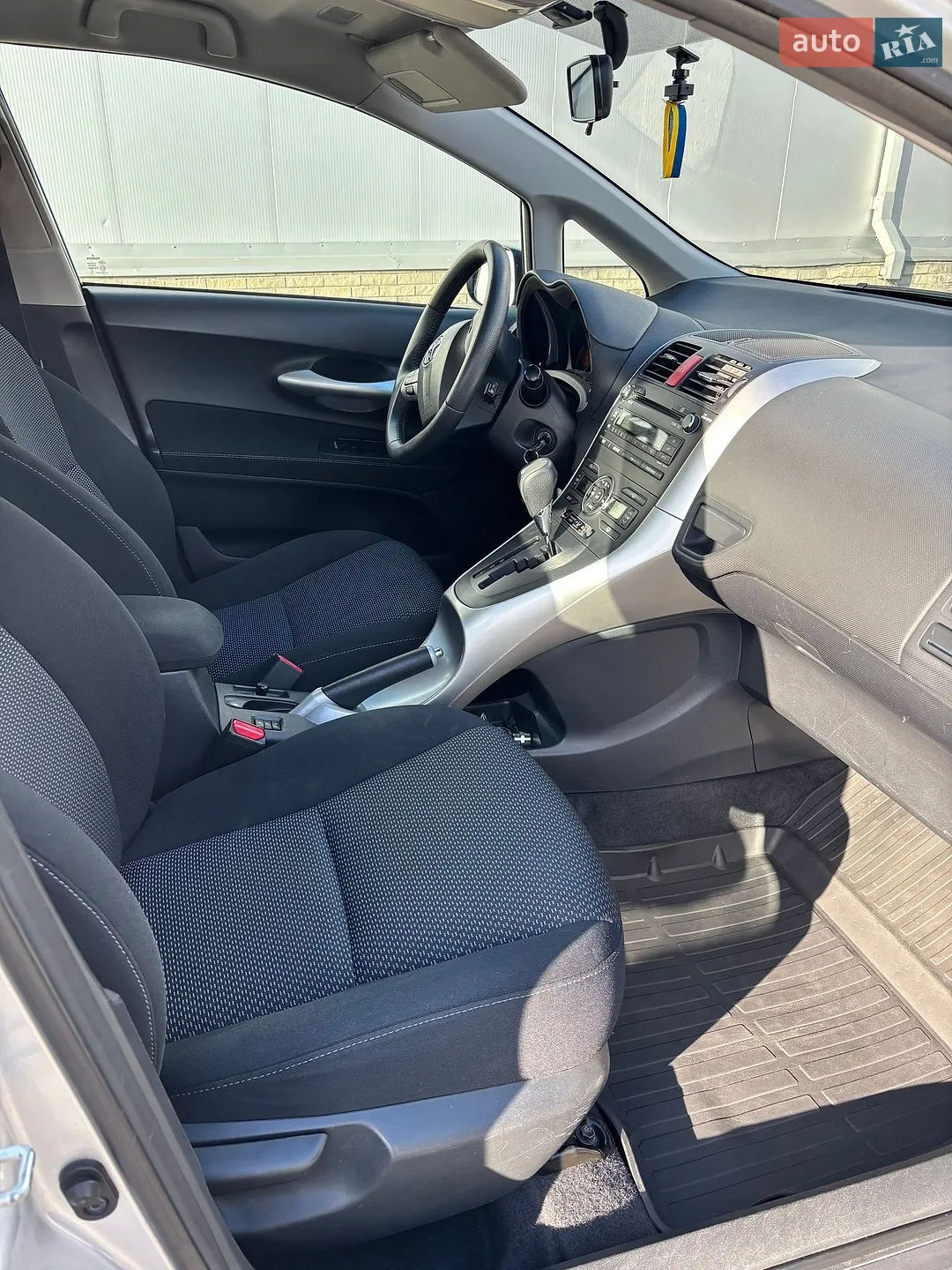 2011 Toyota Auris - мініатюра 7