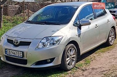Хэтчбек Toyota Auris 2008 в Прилуках