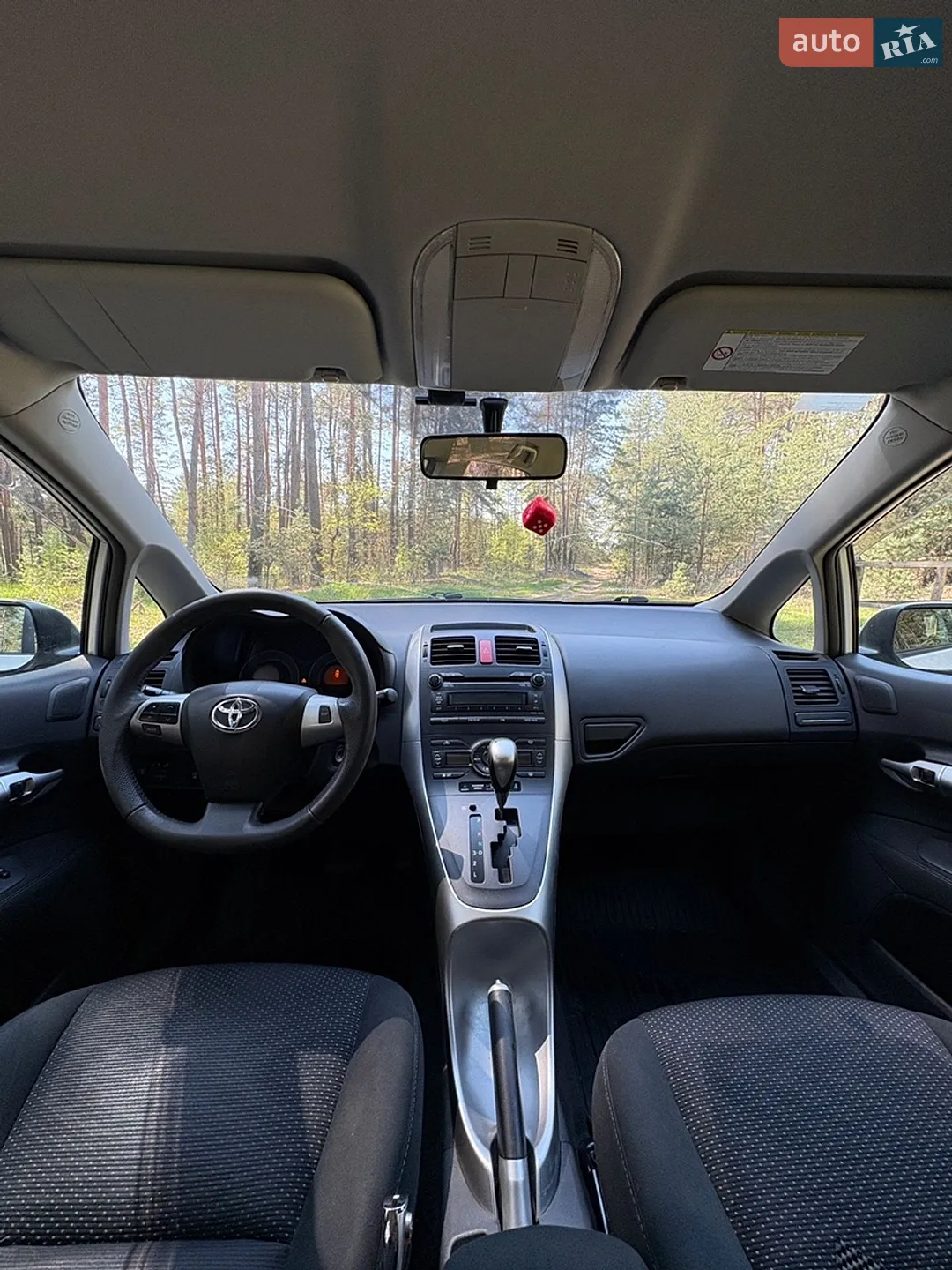 2012 Toyota Auris - мініатюра 8