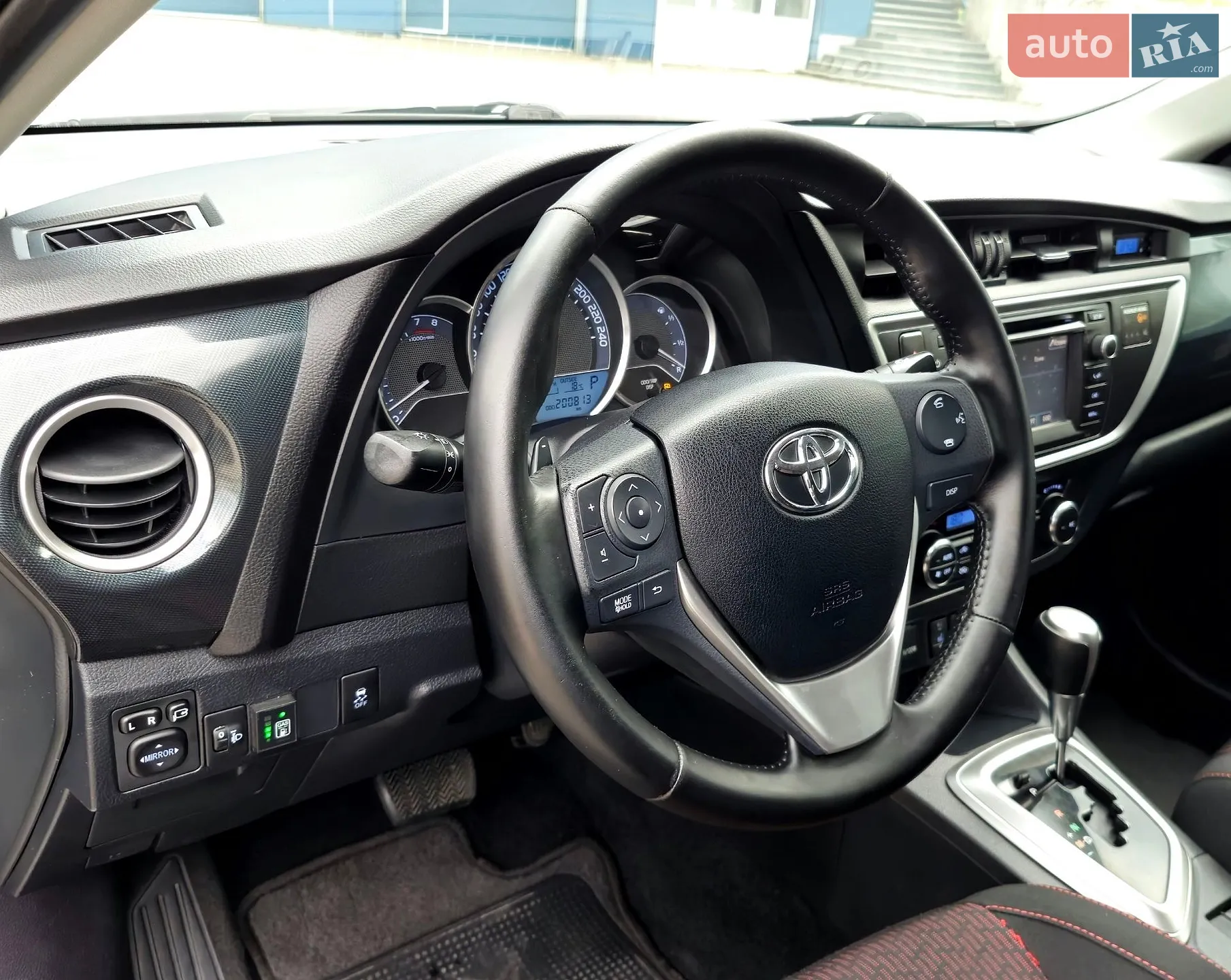 2013 Toyota Auris - мініатюра 38