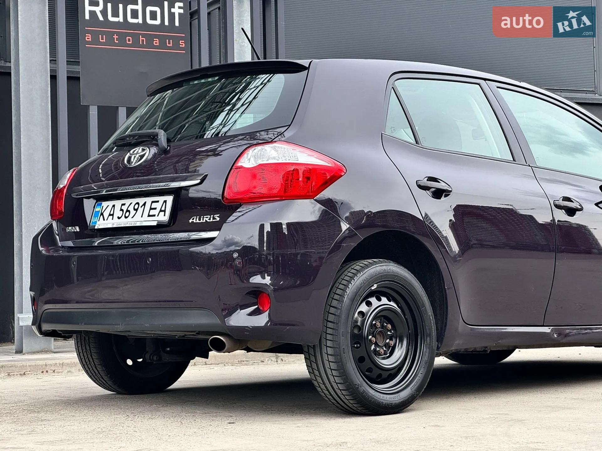 2011 Toyota Auris - мініатюра 6