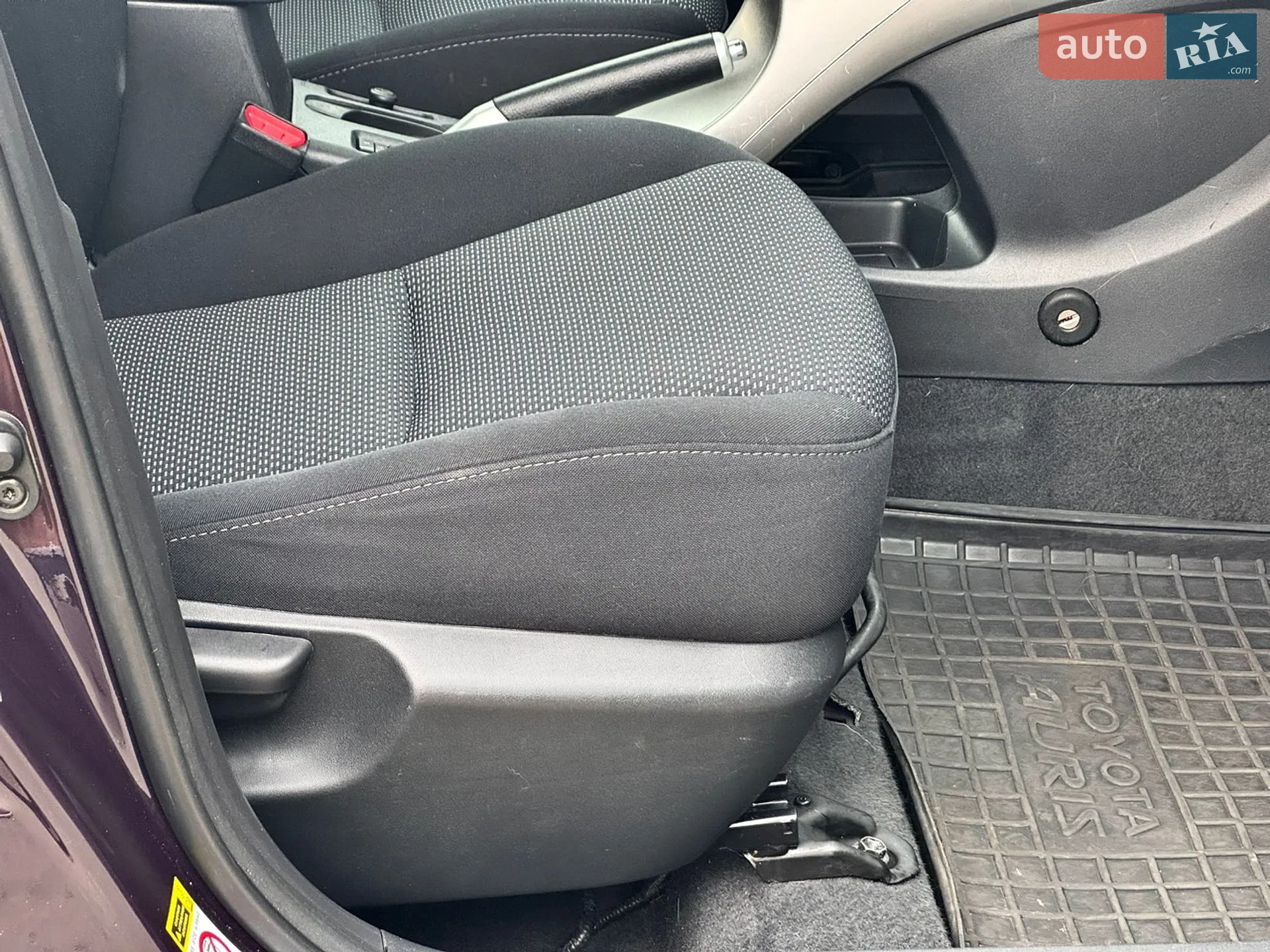 2011 Toyota Auris - мініатюра 33
