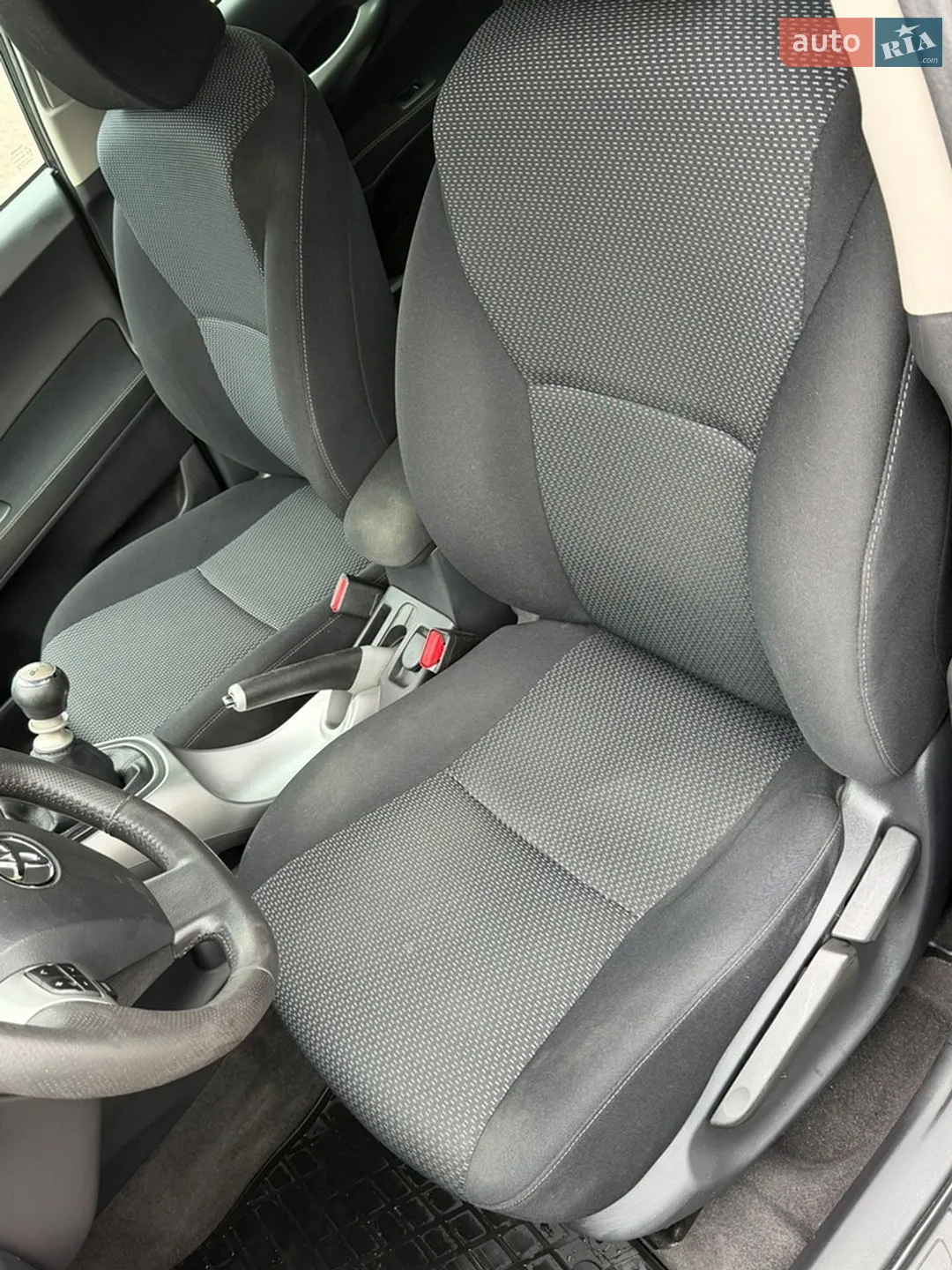 2011 Toyota Auris - мініатюра 22