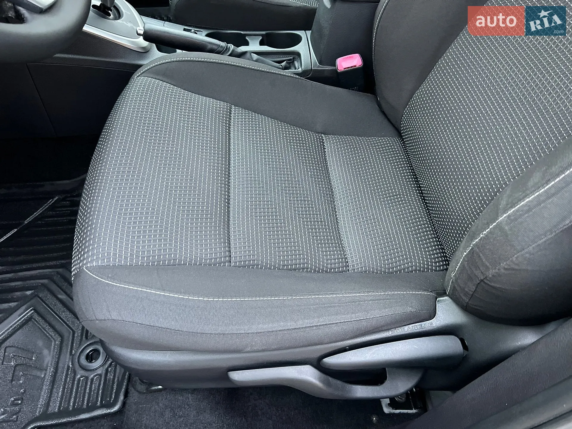 2013 Toyota Auris - мініатюра 14