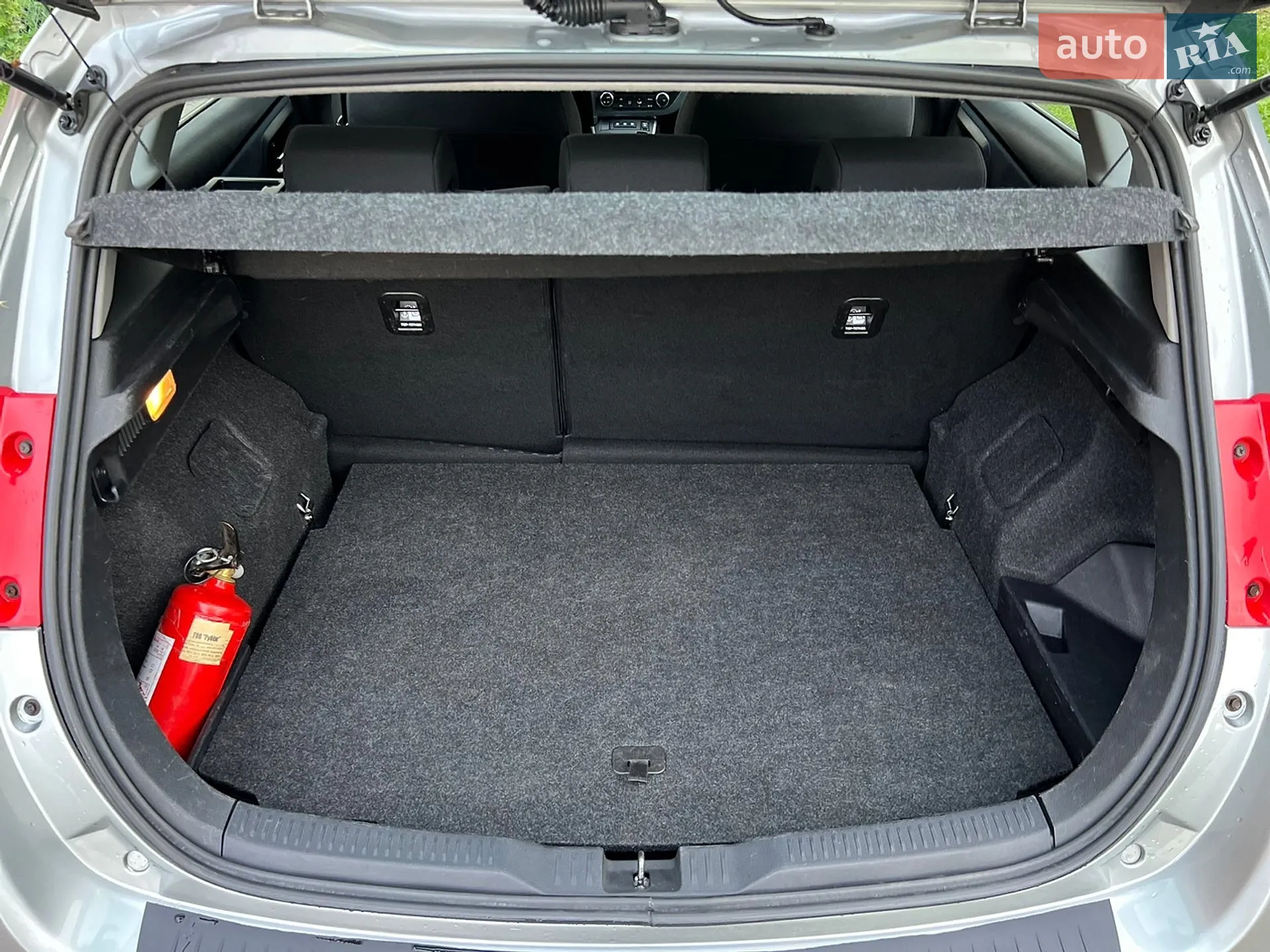 2013 Toyota Auris - мініатюра 22