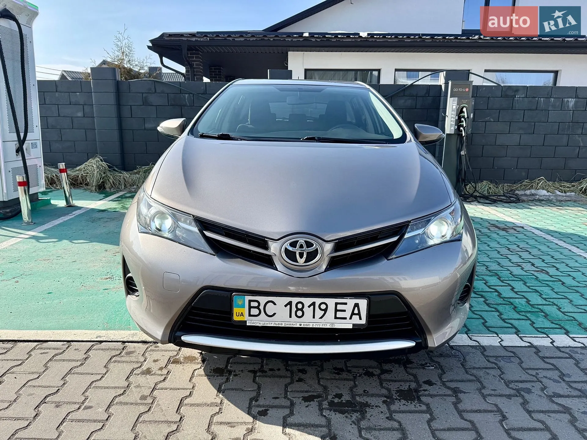 2013 Toyota Auris - мініатюра 3