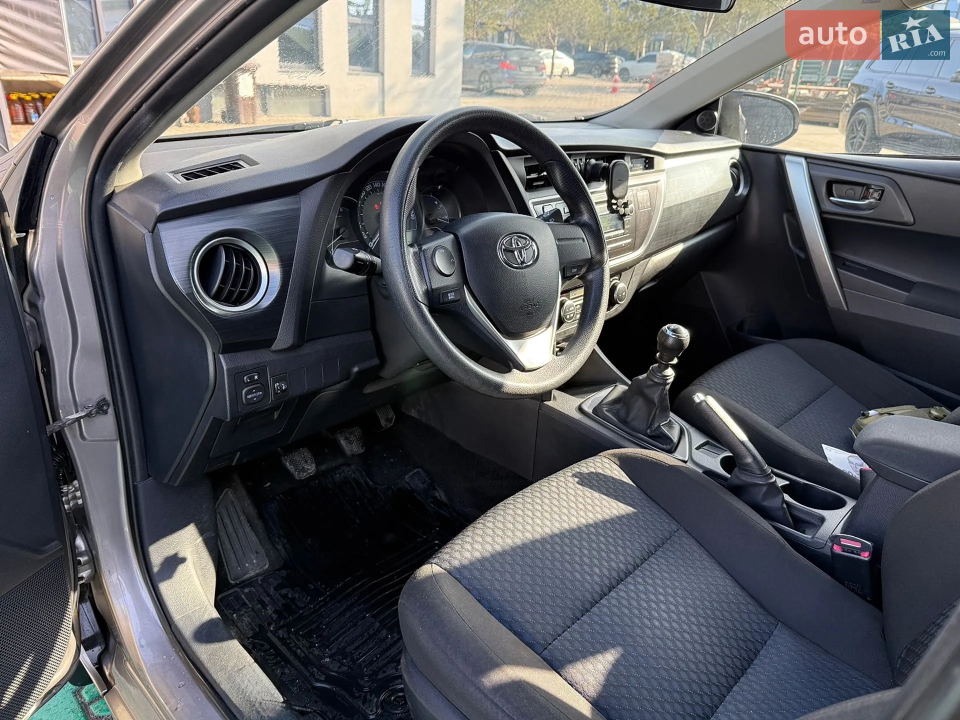 2013 Toyota Auris - мініатюра 11