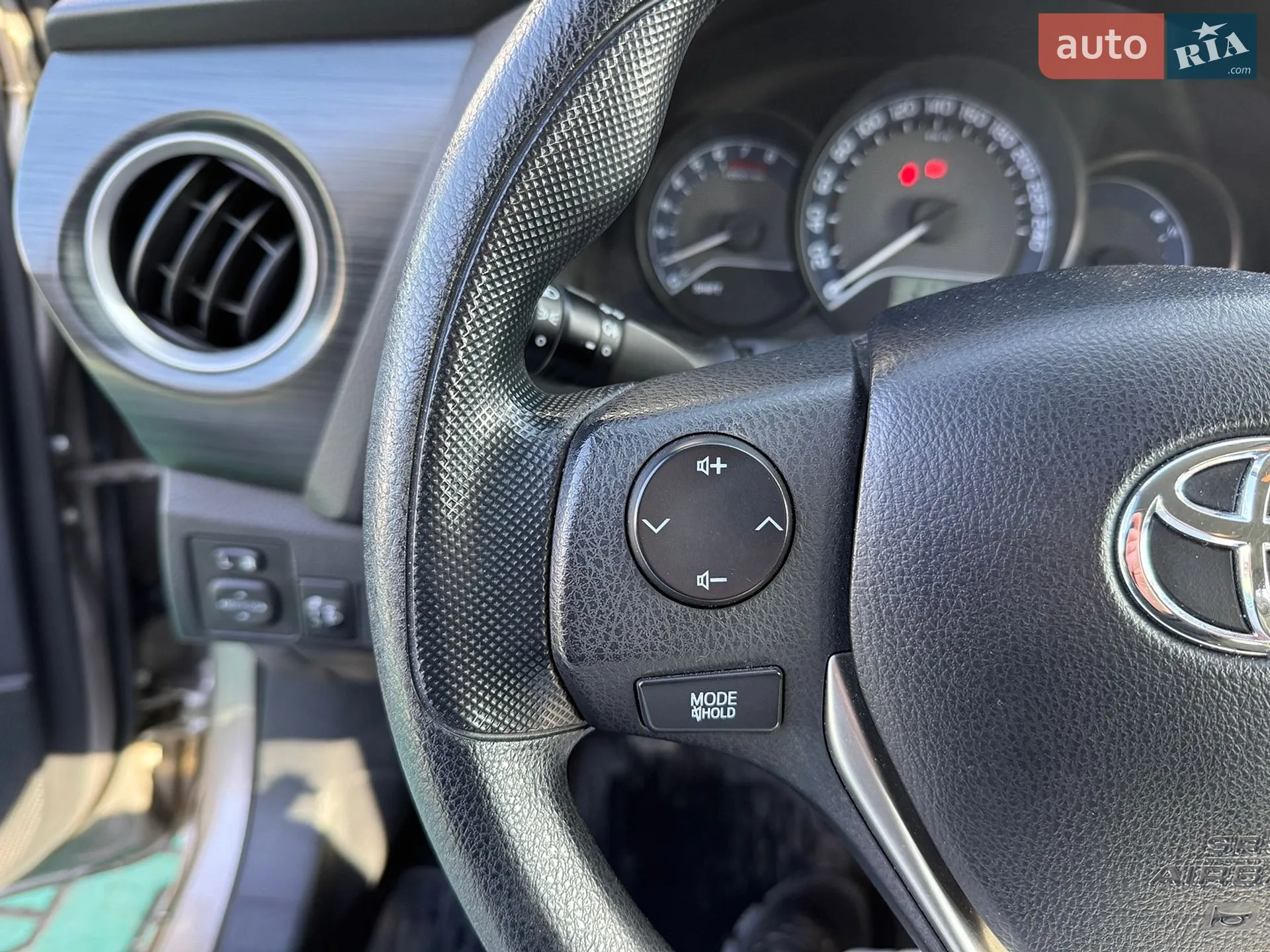 2013 Toyota Auris - мініатюра 14