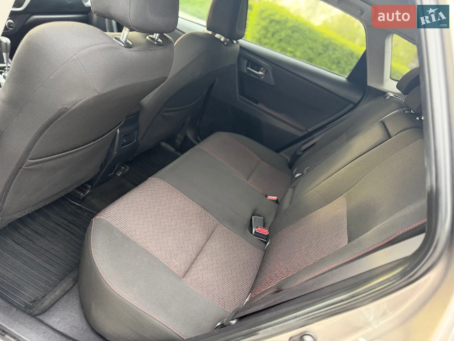2013 Toyota Auris - мініатюра 35