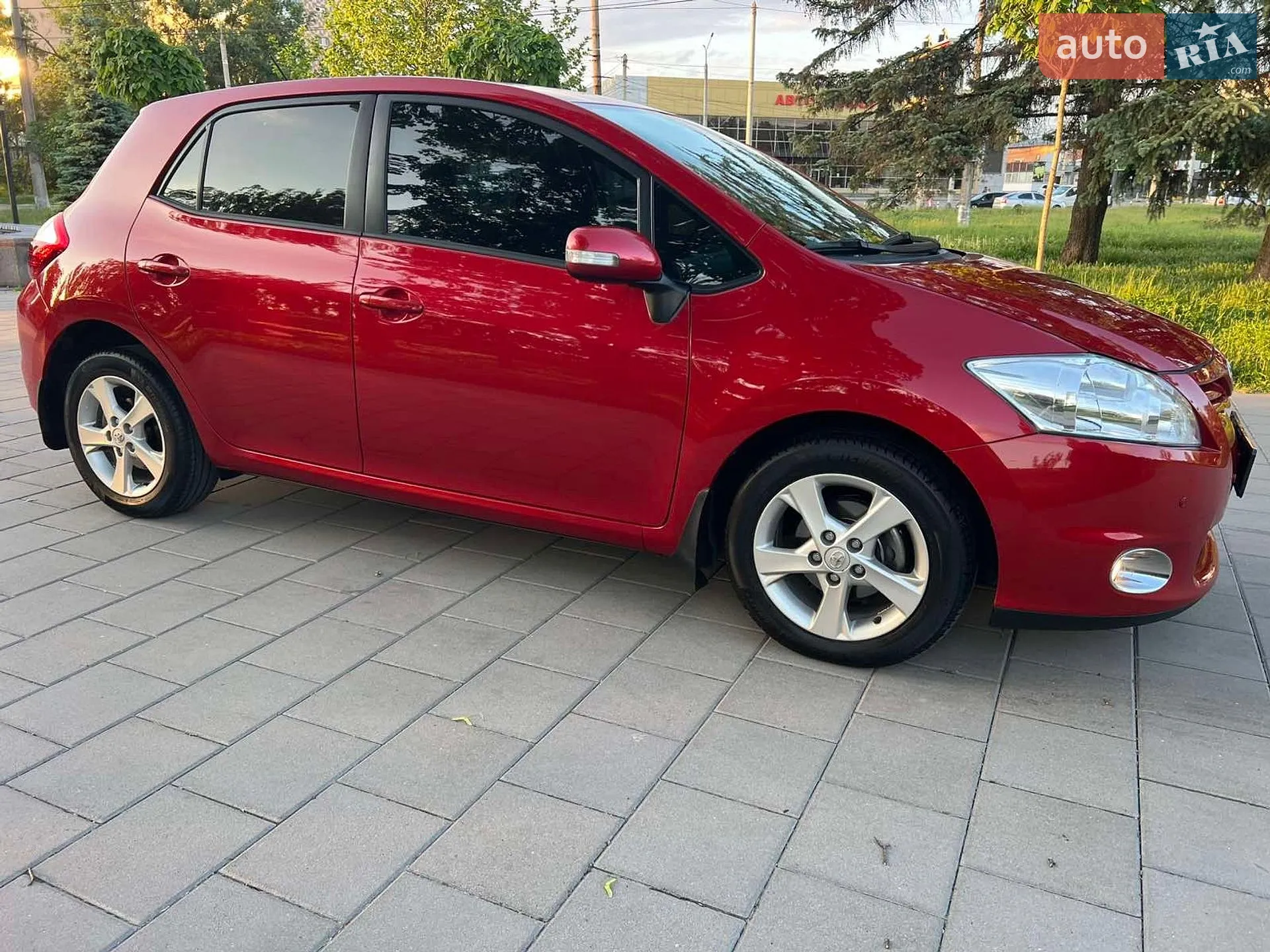 2011 Toyota Auris - мініатюра 18