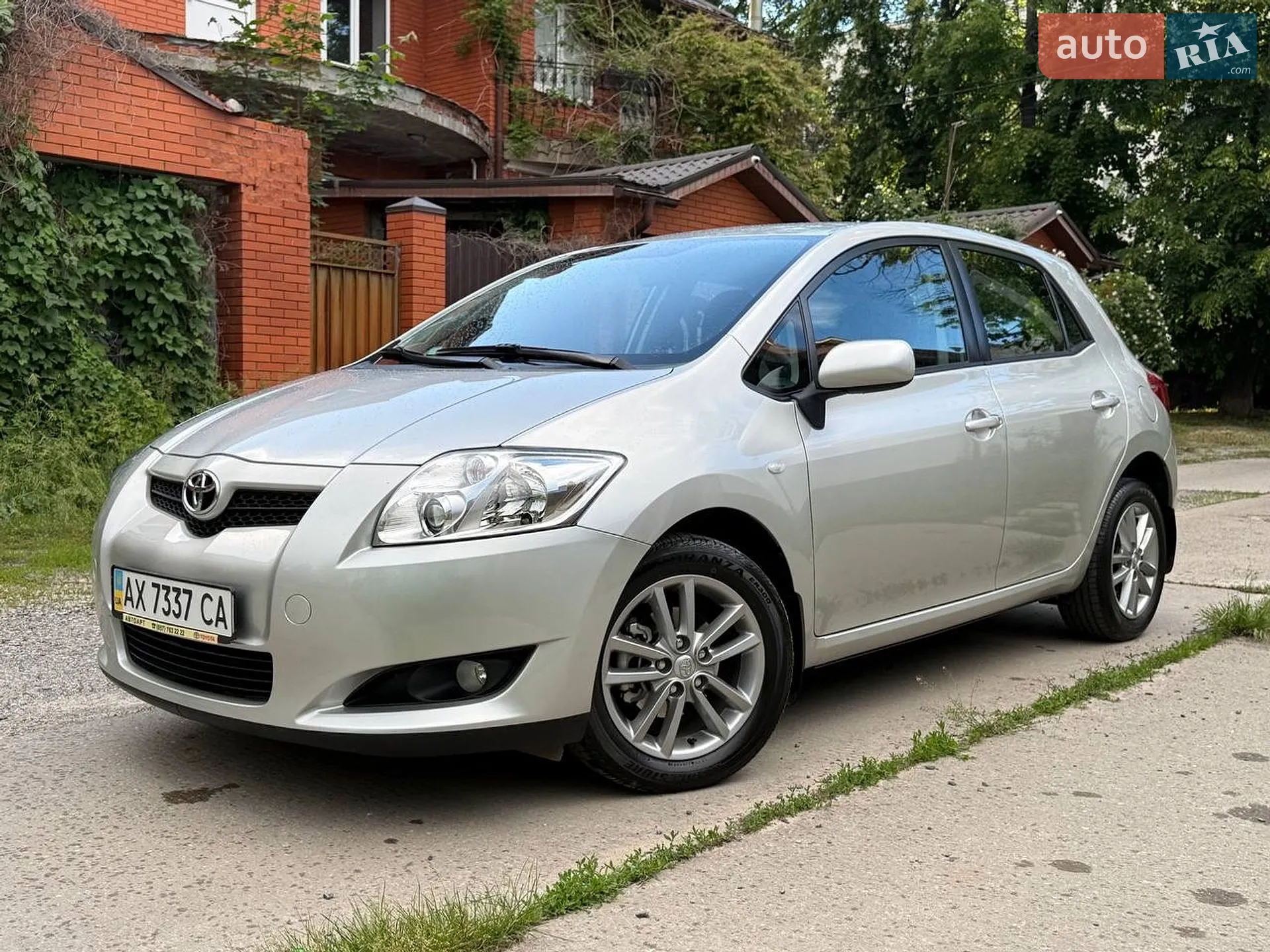 2010 Toyota Auris - мініатюра 3