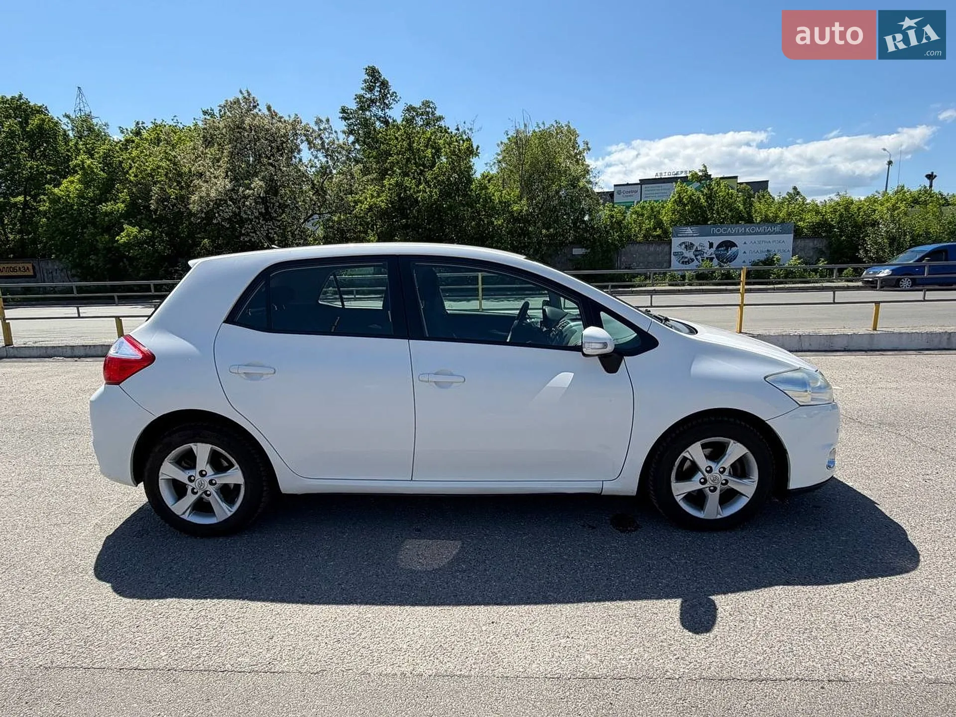 2012 Toyota Auris - мініатюра 4