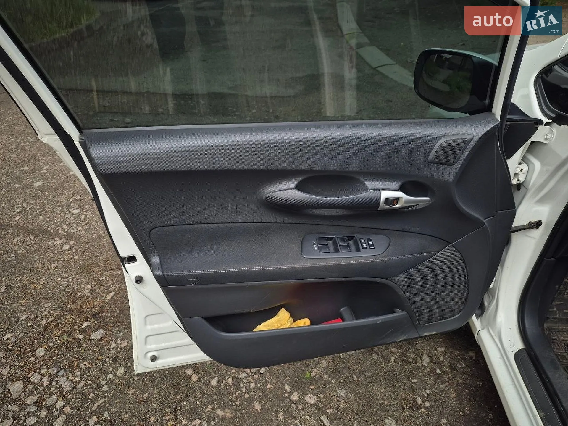 2012 Toyota Auris - мініатюра 11