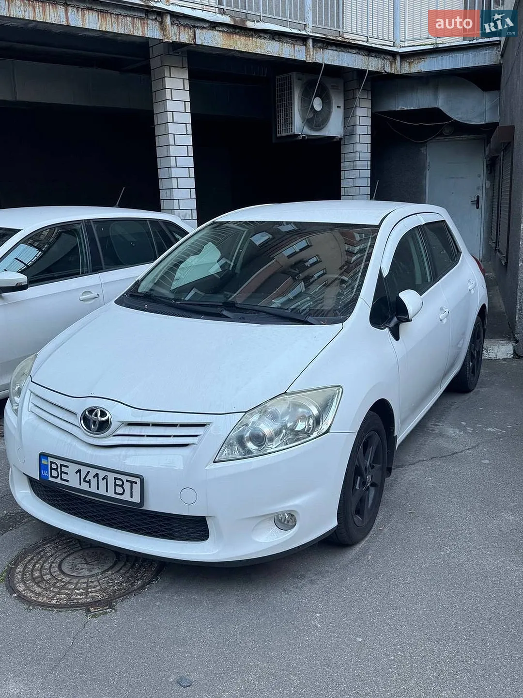 2012 Toyota Auris - мініатюра 2