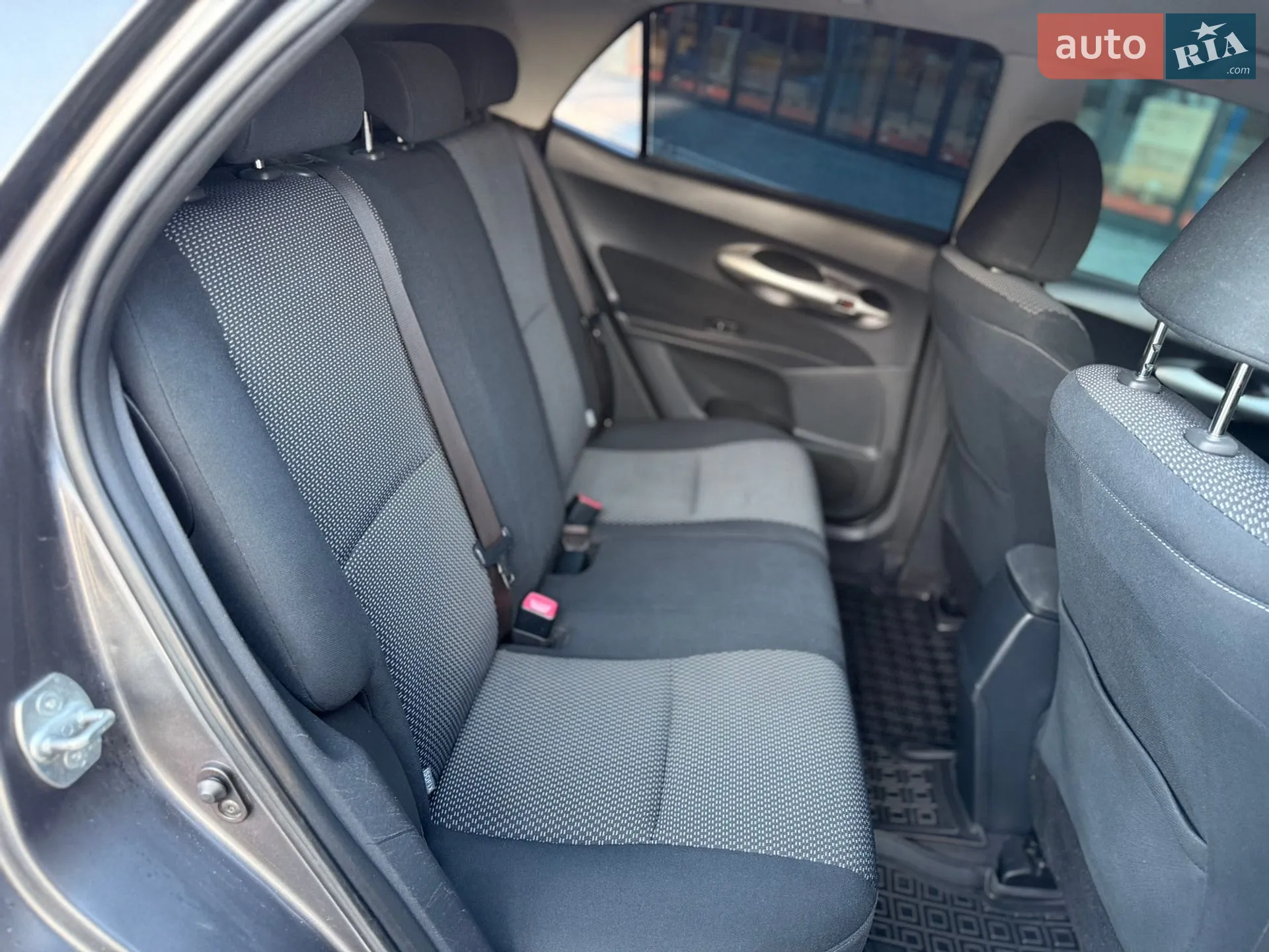2010 Toyota Auris - мініатюра 43