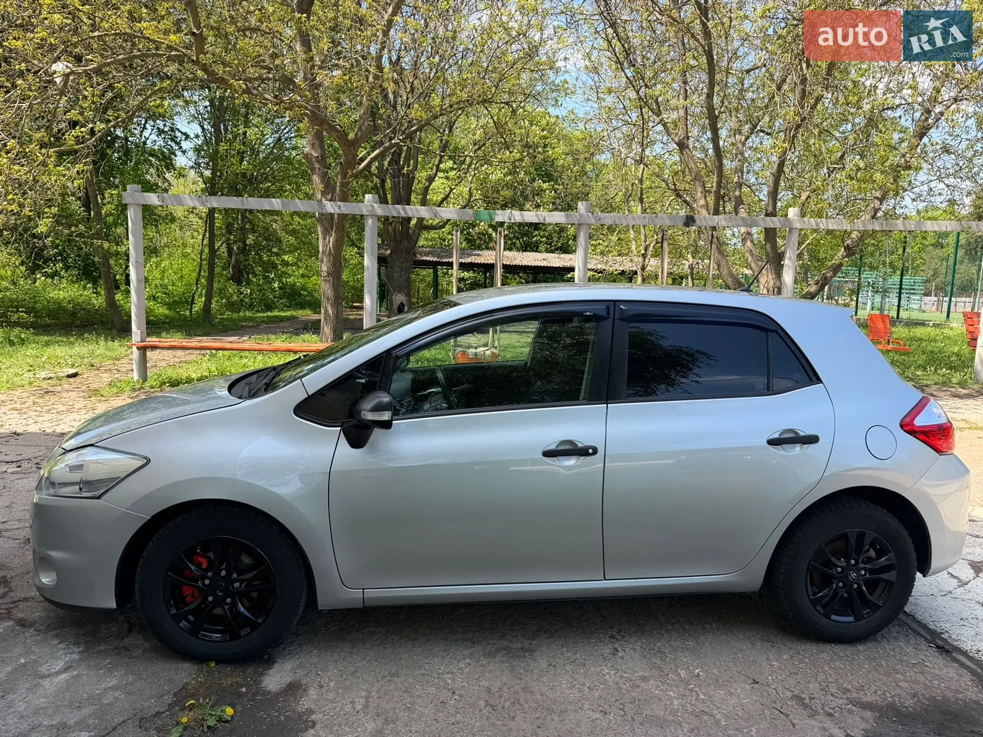 2010 Toyota Auris - мініатюра 3