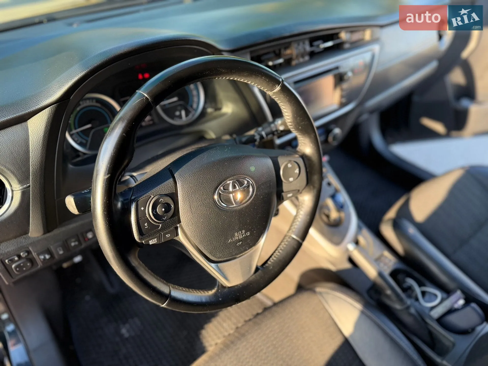 2013 Toyota Auris - мініатюра 19