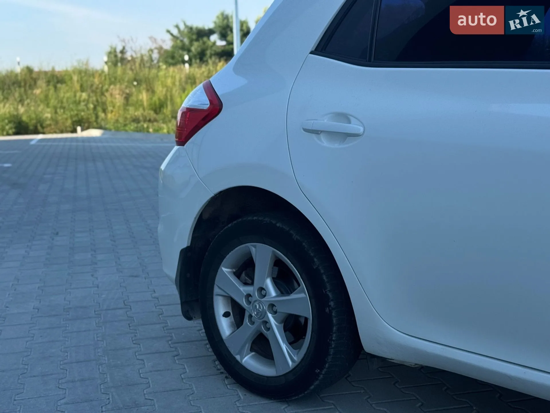 2012 Toyota Auris - мініатюра 12