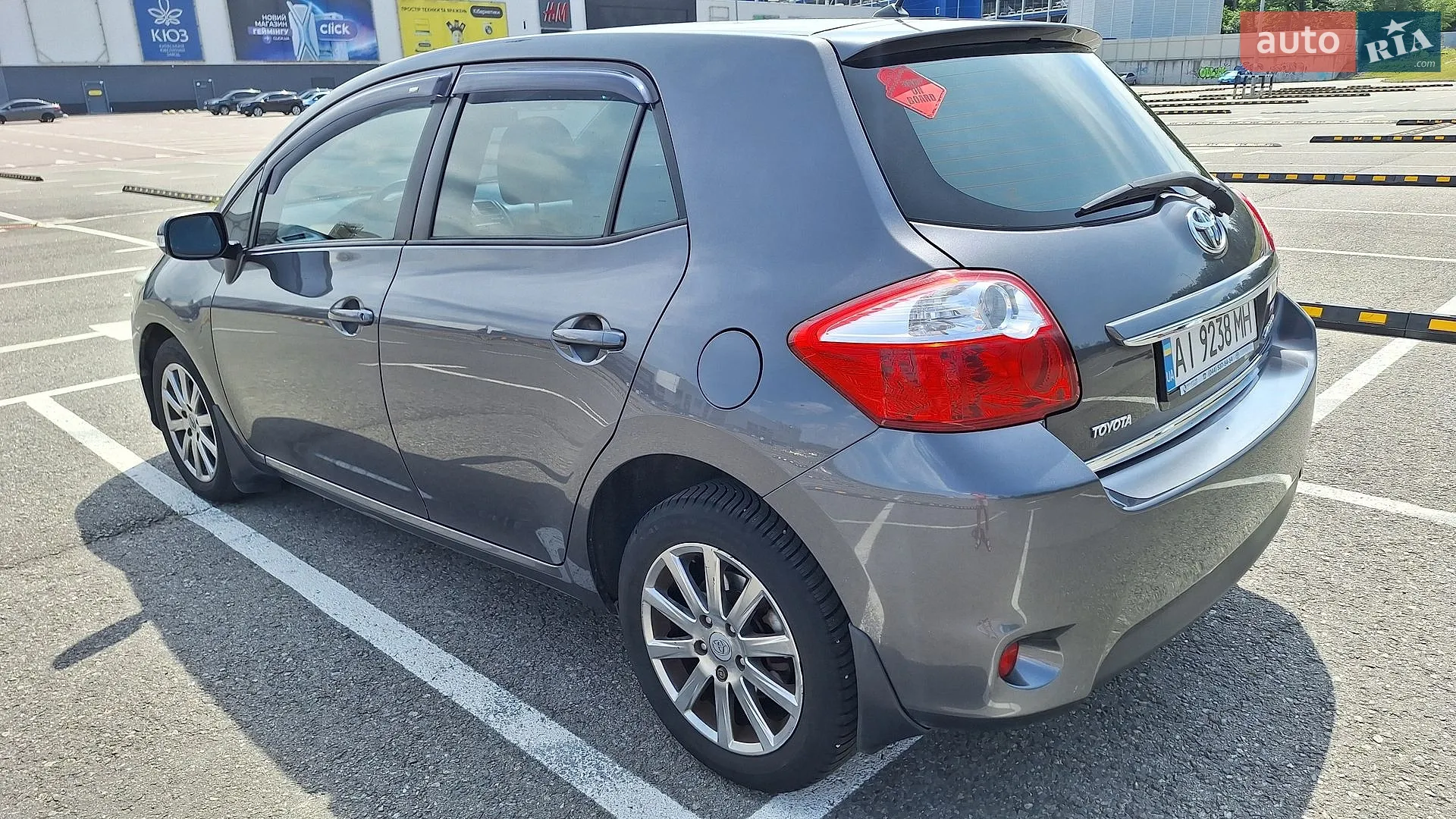 2011 Toyota Auris - мініатюра 8